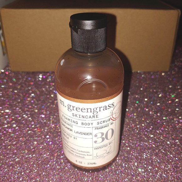 Cardamom Lavender Foaming Body Scrub m. greengrass - Picture 5 of 5